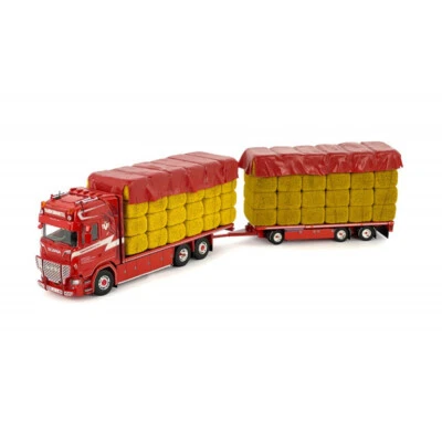 Tekno 82667 Scania CS Truck with Trailer with Straw Load - Vandemoortel 1:50 - Image 1 of 4
