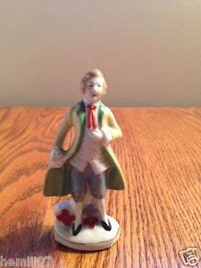Estatuilla de hombre colonial vintage hecha en Japón ocupado - Imagen 1 de 7
