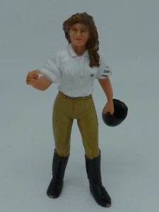 PAPO FIGURINE PVC PLASTIQUE EQUITATION ECUYERE CHEVAL POULAIN ETC M48 - Foto 1 di 6