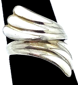 GLOBE Siam  925 Sterling Silver White Enamel Wrap Bypass Adjustable Ring Size 5 - Picture 1 of 11