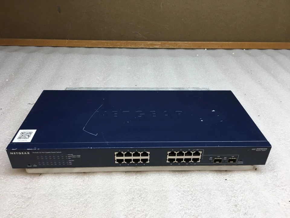 Netgear ProSafe GS716T 16-Port Gigabit Smart Ethernet Switch - Image 1 of 4