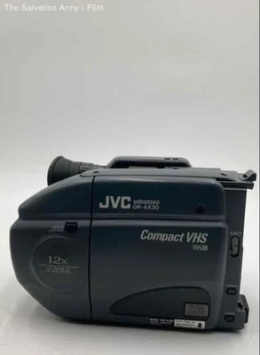 JVC GR-AX30 Black Compact VHS 1994 Bundle 12x Compact Camcorder - Image 1 of 4