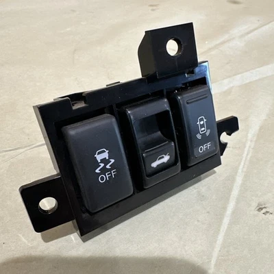 Infiniti Q60 G37 2008-2015 cupé tracción maletero interruptor botón OEM Foto 1 de 3