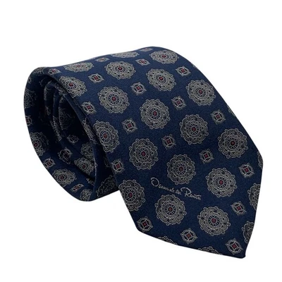 Corbata de seda para hombre Oscar de la Renta azul marino/plateado medallón Foto 1 de 3