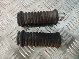 B-234 SUZUKI RG 1 125CC GAMMA ESTRIBERAS REPOSAPIES TRASERO - Picture 1 of 4