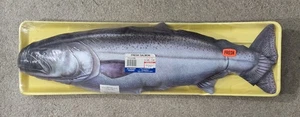 Frischer Lachsfisch Plüschtier Stofftier Kissen 28 Zoll von Salamander Graphix - Bild 1 von 1