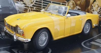 Jadi 1/18 Scale Diecast JM-98096 - Triumph TR4 Roadster - Yellow - Image 1 of 4