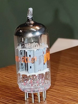 12AX7A/ECC83 Tungsram «RCA» MaxiPreamp2/TV7 Протестирован (1) Лот с Лампой - Изображение 1 из 2