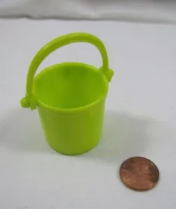 FISHER PRICE Loving Family Puppenhaus FISCHKÖDEREIMER zum ANGELN grün selten! - Bild 1 von 2