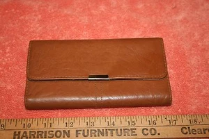 Brown Ladies Wallet Marked Manmade Materials China - Picture 1 of 1