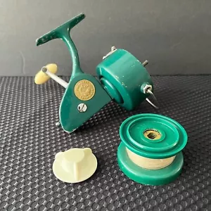 VINTAGE PENN SPINFISHER 710 SPINNING REEL MADE IN THE USA - Picture 1 of 11