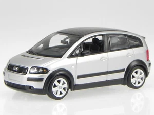 Audi A2 2000 lichtargento metallic modello di auto 940019000 Maxichamps 1:43 - Foto 1 di 4