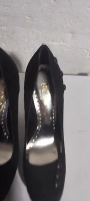 BCBG Paris Heels Womens Sz 6B Black Beaded Pump Slip On Stiletto  Leather - Image 1 of 4