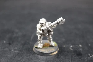Warhammer 40k Guardia Imperial Soldado Cadiano con Llama Metal - Imagen 1 de 2