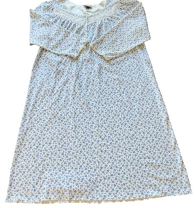 Nachthemd Amanda Stewart Ditsy Blumen Spitze und Satinbesatz Landhaus Kern Strick - Bild 1 von 3