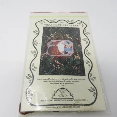 Homespun Elegance Annual Santa Ornament Kit “Bearing Fruits Santa” 1993 Opened — 第 1/4 张图片