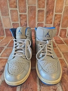 2014 Nike Air Jordan 1 Retro Mid Wolf Grey Gray Silver 554724-025 MEN'S Size 10  - Picture 1 of 18
