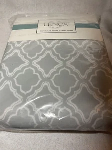 LENOX EASY CARE FLANNELBACK TABLECLOTH 52 X 70 GRAY WHITE NIP - Picture 1 of 2