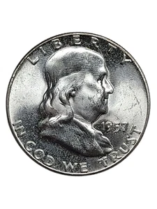 1957 P Franklin Half Dollar 50c USA Münze 90% Silber Nice Eye Appeal Bell Lines - Bild 1 von 8