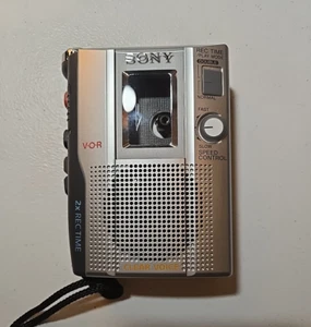 Sony TCM-200 DV Clear Voice Cassette Recorder And Player - Please Read* - Bild 1 von 3