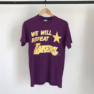 CAMISA VINTAGE AÑOS 80 LOGO 7 LOS ANGELES LAKERS REPETIREMOS PÚRPURA Y DORADO MAGIA M - Imagen 1 de 7