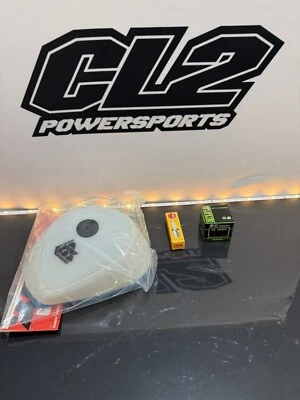 Kit de servicio Suzuki RMZ 250 2010-2024 - Filtro de aire / Filtro de aceite / Bujía Foto 1 de 4