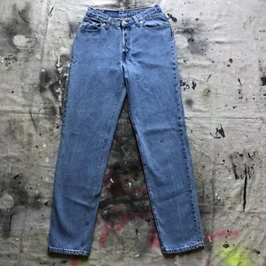 Vtg Levi’s 501 Jeans (28x31) Made In USA Women’s Light Wash Button Fly 90s - Picture 1 of 13