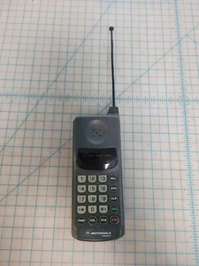 Vintage Motorola Dynasty Digital Personal Communicator Micro TAC Cell Phone Cool - Afbeelding 1 van 2