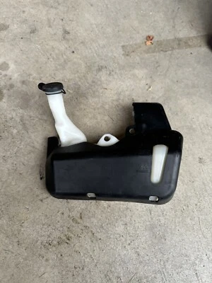 Botella depósito tanque de agua refrigerante Triumph Street Triple R Abs 2013-2016 Foto 1 de 3