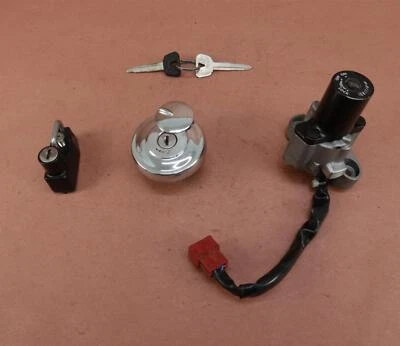 Juego de llaves de bloqueo de encendido Yamaha V Star 650 Custom XVS650 1998-2015 tapa de gas Foto 1 de 4