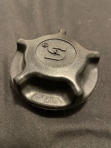 Stant oil filler cap fits 1984-1989 Nissan 300ZX Z31 vg30 - Picture 1 of 2