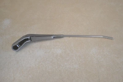 Ford Fairlane 1957 retracto. Brazo limpiaparabrisas de repuesto NOS Trico lado del conductor FoMoCo Foto 1 de 4