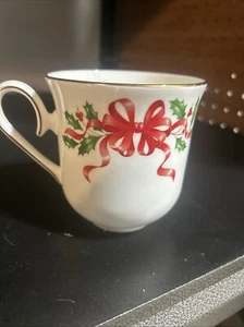 Lenox Holiday Gold Red Ribbon Becher Weihnachten Stechpalme und Beeren, Made in USA - Bild 1 von 6