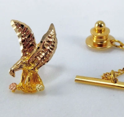 Oro 10k Dos Tonos - Águila Voladora Pájaro Rama, Pin Foto 1 de 4
