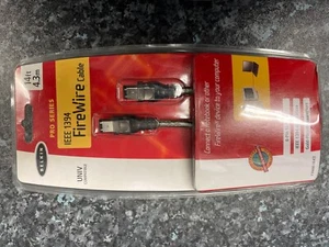 Conectores chapados en oro con cable Belkin serie Pro IEEE 14 ft 4,3M 6 pines 6-6 - Imagen 1 de 2