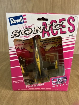 Revell Sonic Aces F/A-18 Hornet Die Cast Metal Vintage 1990 New Fighter Jet - Image 1 of 4