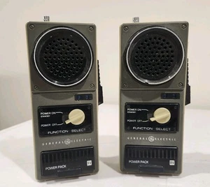 Vintage PAIR 1974 GENERAL ELECTRIC GE Recon-1 WALKIE TALKIES #YS7215A Working - Zdjęcie 1 z 12