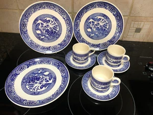 Posten 3 EA Blau & Weiß Weidenmuster Hergestellt in den USA Teller Tassen Untertassen - Bild 1 von 11