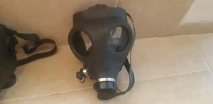 NEW ISRAEL ISRAELI GAS MASK ADULT MASK ONLY SIZE NUMBER 1 NO FILTER - Picture 1 of 1
