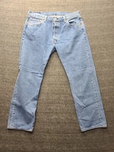 Vintage Levi's 501 XX Mens 35x30 Classic Fit Straight Leg Button Fly Light Wash - Picture 1 of 14