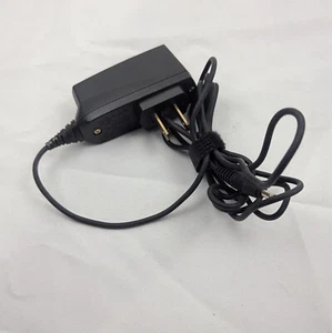 Chargeur d'alimentation mural authentique Nokia ACP-12U pour téléphones portables 6030 6061 6062 - Photo 1 sur 2