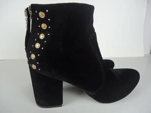 G By Guess Women's 8.5 Black Velvet 3 3/8" Heeled Studded Ankle Boots Witch Goth - Picture 1 of 11