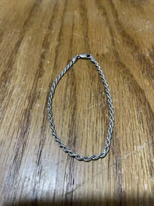 Sterling silver Rope Chain Bracelet Made in Italy 7”long Weighs 3.4 Grams - Picture 1 of 6