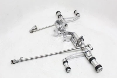 07 HARLEY-DAVIDSON SPORTSTER 883 XL883L ЛЕВЫЙ ПРАВЫЙ ЗАДНИЙ КОМПЛЕКТ С ПЕРЕКЛЮЧАТЕЛЕМ ПЕДАЛИ ТОРМОЗА - Изображение 1 из 4