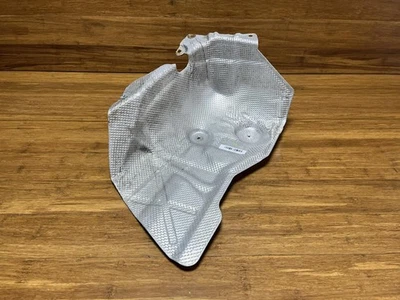 2020-2023 BMW X5M F95 4.4 Engine Right Head Insulation Rear Silencer 8075039 OEM - Image 1 of 4