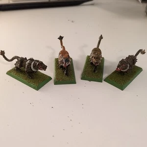 4 CITADEL WARHAMMER OOP WARRIORS OF CHAOS HOUNDS - Picture 1 of 7