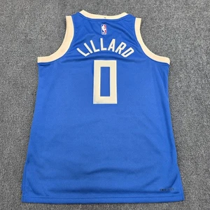 Nike NBA Milwaukee Bucks Damian Lillard 0 Blau City Edition Trikot Herren Medium - Bild 1 von 5