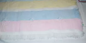 Coperta lancio culla bambino frange intrecciate cuori pastello vintage tessuto waffle - Foto 1 di 12