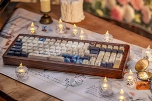 Emily Dickinson – Secret Garden | Cherry Profile | PBT+PC Keycap Set - Picture 1 of 10