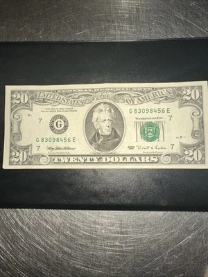20 Dollar Vintage Notes 1995 Serial G83098456 Almost Uncirculated - Image 1 of 4
